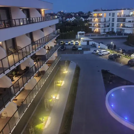 Ostseetraum - Pool, Sauna, Jacuzzi, 2 Bikes, Spielplatz, Apartments Appartement