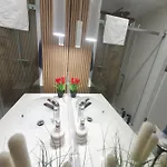 Ostseetraum - Pool, Sauna, Jacuzzi, 2 Bikes, Spielplatz, Apartments *
