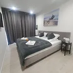 Ostseetraum - Pool, Sauna, Jacuzzi, 2 Bikes, Spielplatz, Apartments * Kołobrzeg