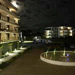 Ostseetraum - Pool, Sauna, Jacuzzi, 2 Bikes, Spielplatz, Apartments Apartman
