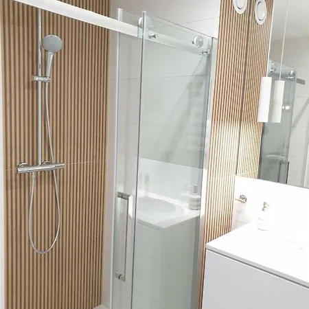 Ostseetraum - Pool, Sauna, Jacuzzi, 2 Bikes, Spielplatz, Apartments * كولوبرزيغ