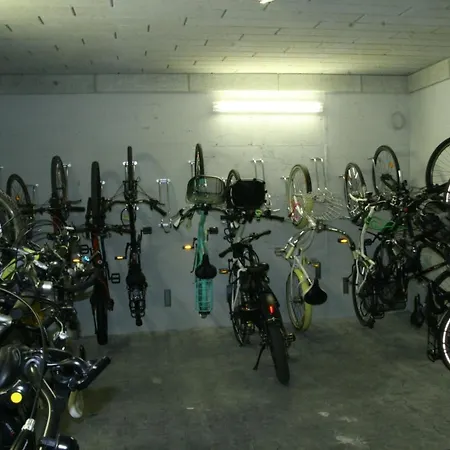 Ostseetraum - Pool, Sauna, Jacuzzi, 2 Bikes, Spielplatz, Apartments